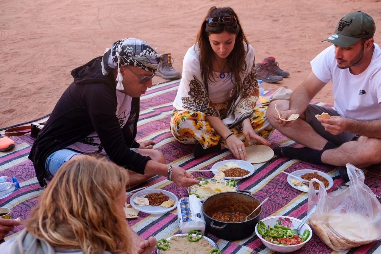 Wadi Rum Bedouin Camp And Desert Tours Ngoại thất bức ảnh